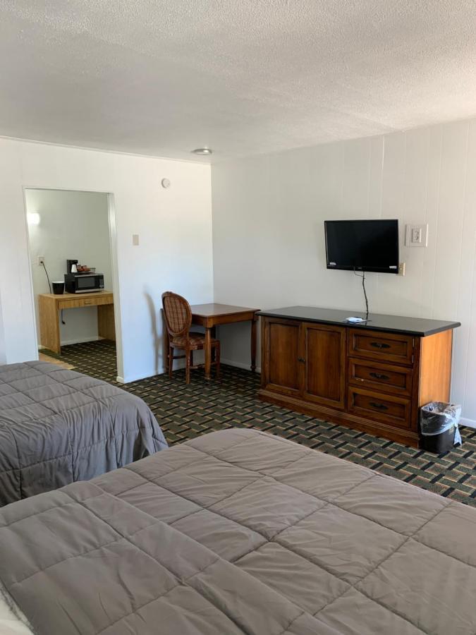 Hotel Rodeway & Raton