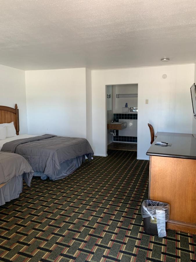 Rodeway & Hotel Raton