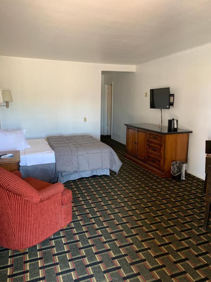 Hotel Rodeway &